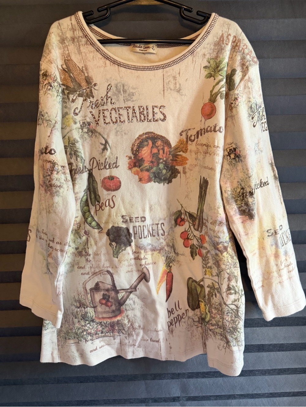 Vintage Fresh Vegetables Graphic 1/4 Sleeve Tee - Cream
